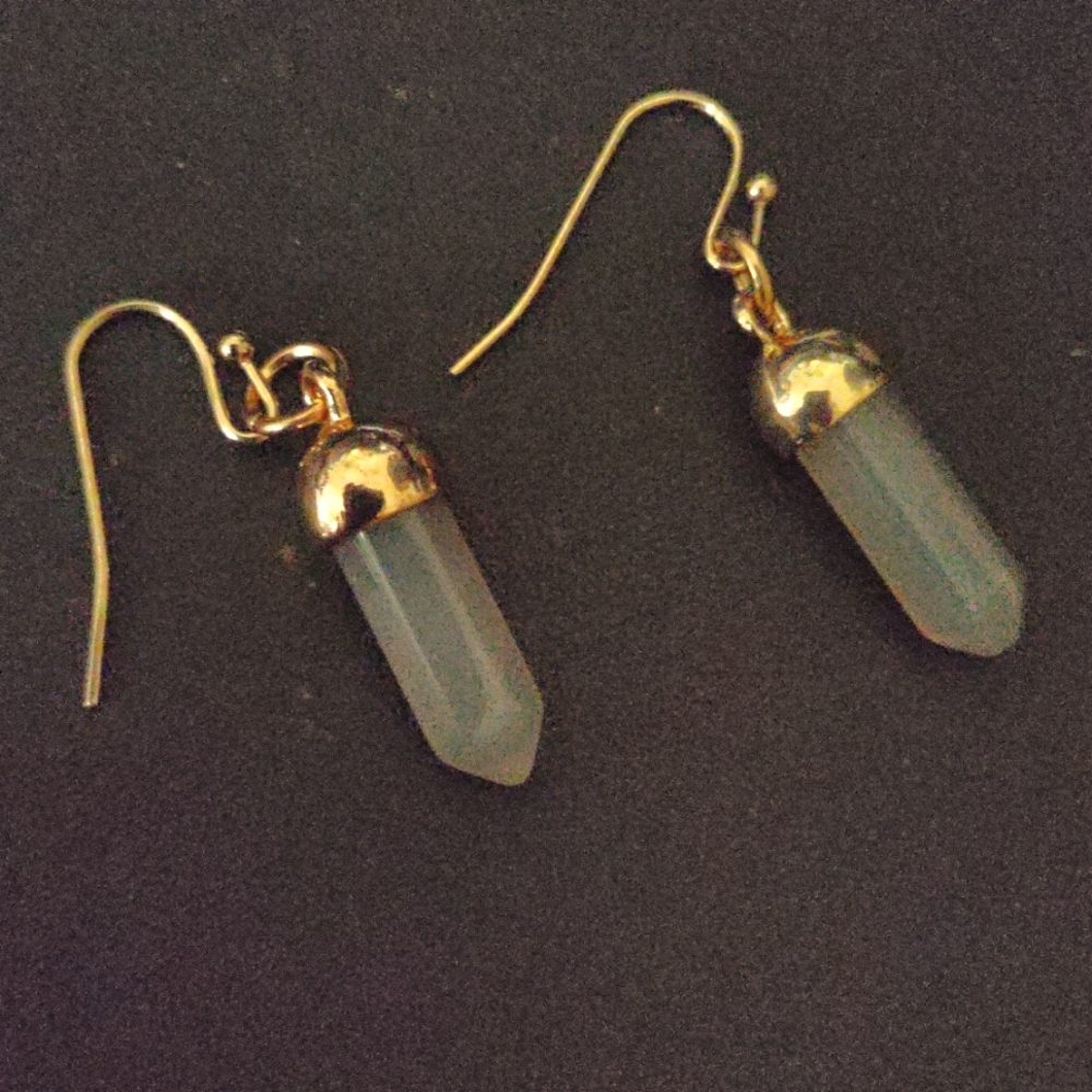 NWOT Smoky quartz hook earrings